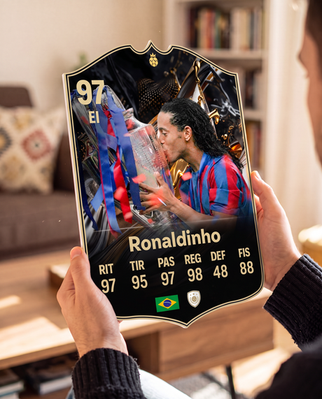 Ronaldinho — Carta Coleccionable