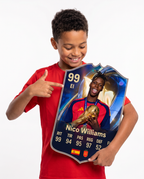 Diseño 2 — niño mostrando su carta de Nico Williams — Regalos de Fútbol