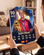 Carta de Dani Olmo en las manos — foamex 5 mm — Regalos de Fútbol