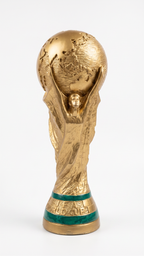 Réplica de la Copa del Mundo dorada — foto de producto — Regalos de Fútbol