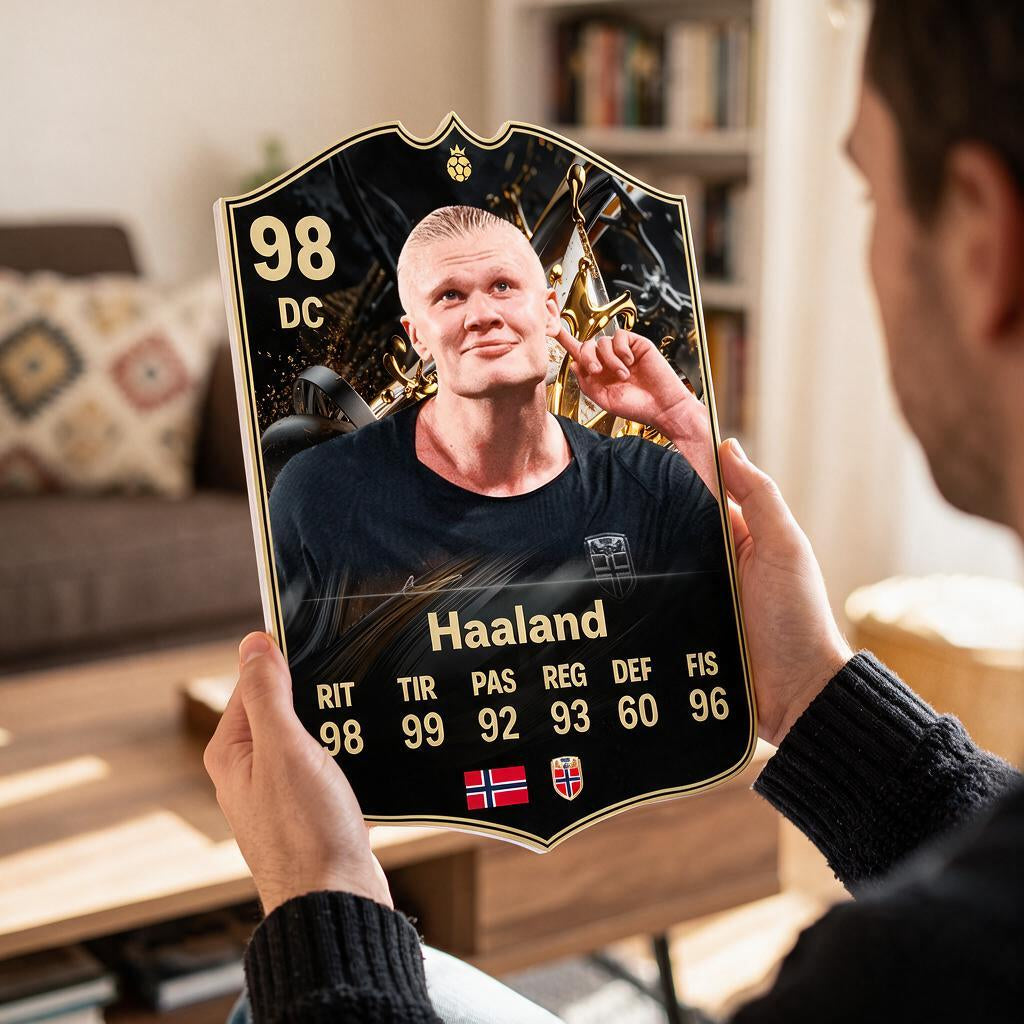 Diseño 4 — carta de Haaland en las manos — Regalos de Fútbol