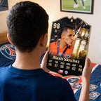 Diseño 1 — niño con la carta de Alexis en su pieza — Regalos de Fútbol